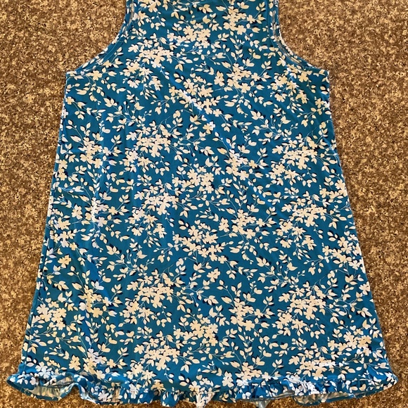 Draper James Ruffled Night Gown size L/Xl. Excellent condition never use… - Picture 6 of 7